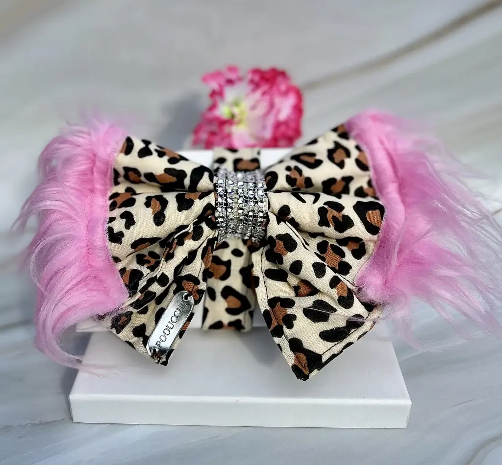 Leopard Bow with fur